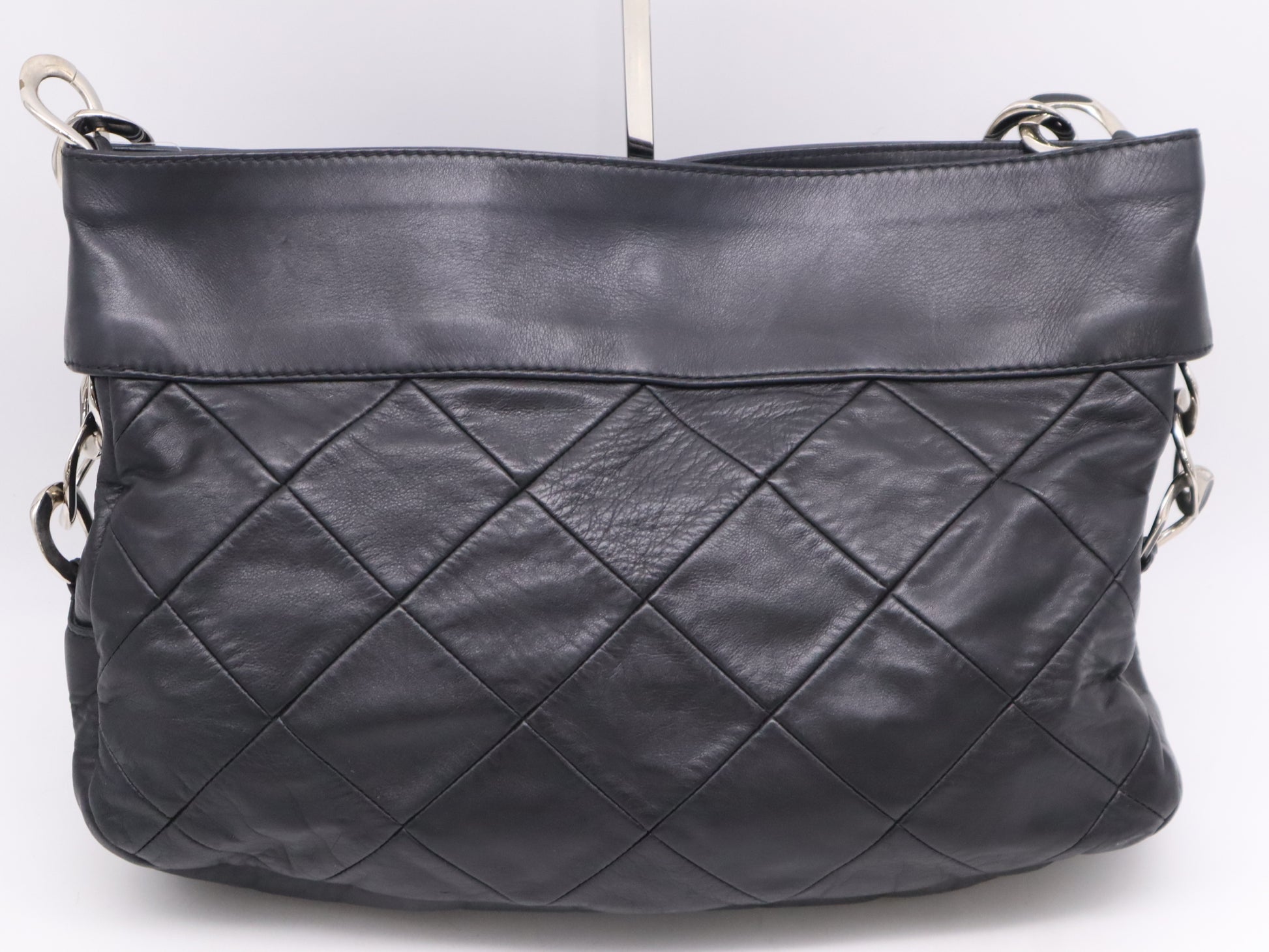 CHANEL Lambskin Lambskin Logo Chain Tote with Silver Hardware and Black Seal 11554345 Tote Bag