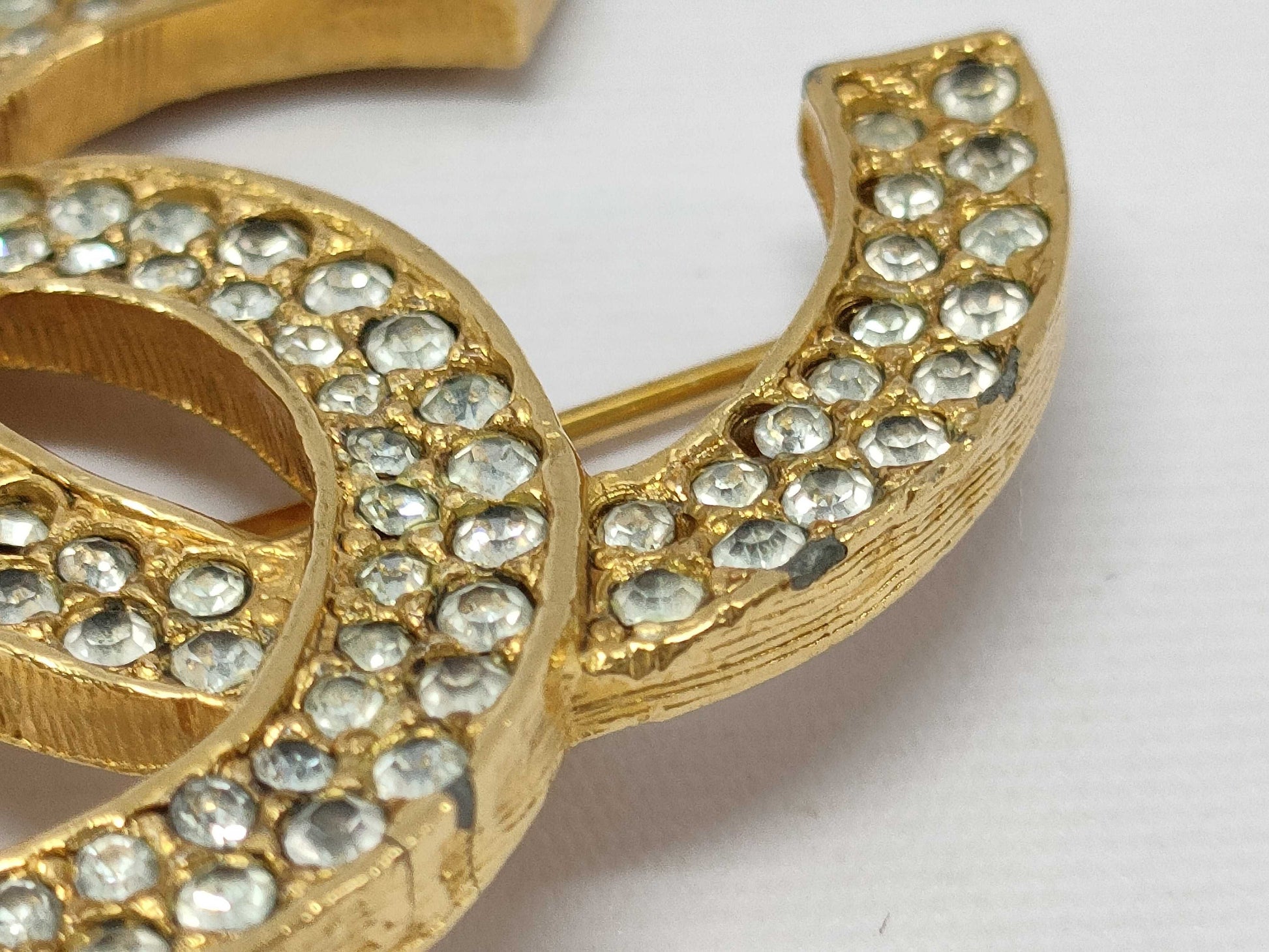 CHANEL GP Coco Mark Rhinestone Brooch Gold Brooch