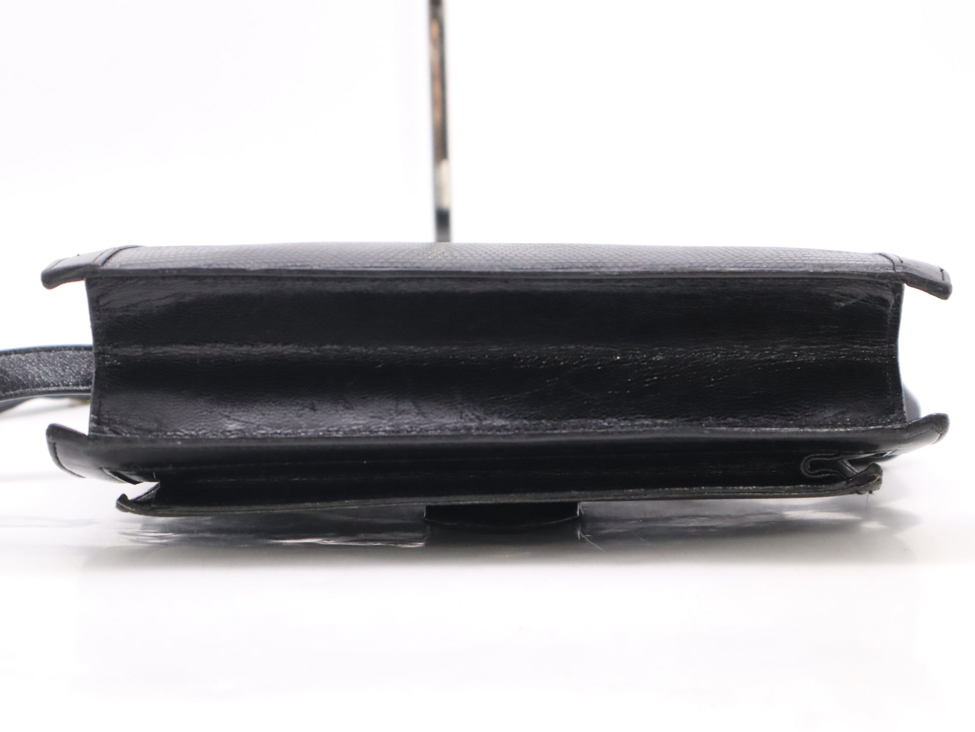 Yves Saint Laurent Leather Shoulder Bag Black Shoulder Bag