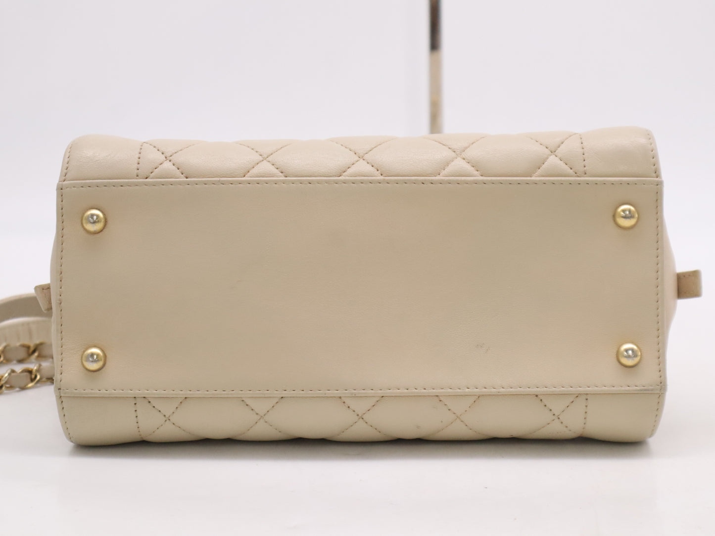 CHANEL Lambskin Coco Mark Chain Shoulder Bag with GD Hardware, Beige Seal, 20734019