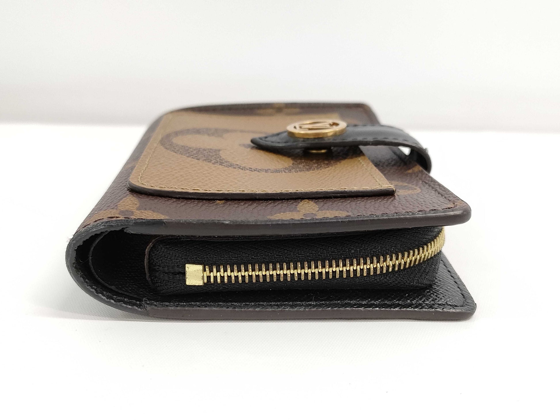 LOUIS VUITTON M69432 Monogram Giant Reverse Portefeuille Juliette Wallet, RFID Verified, Box and Dust Bag Included