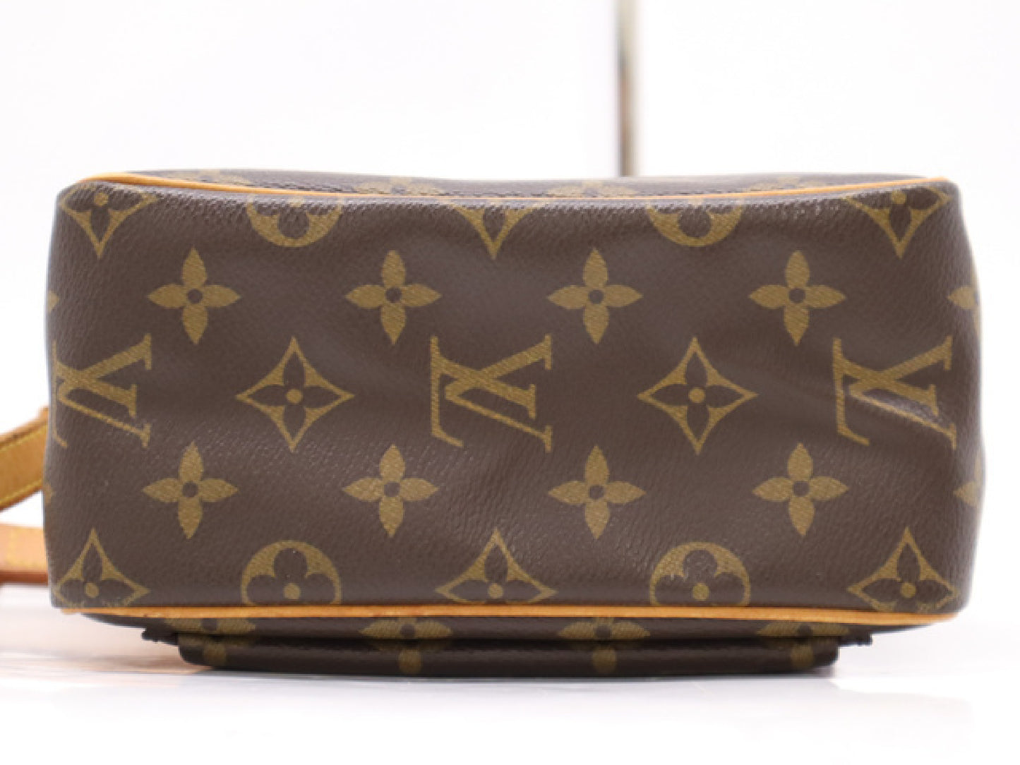 LOUIS VUITTON Monogram M51165 Monogram Viva Cite PM Shoulder Bag