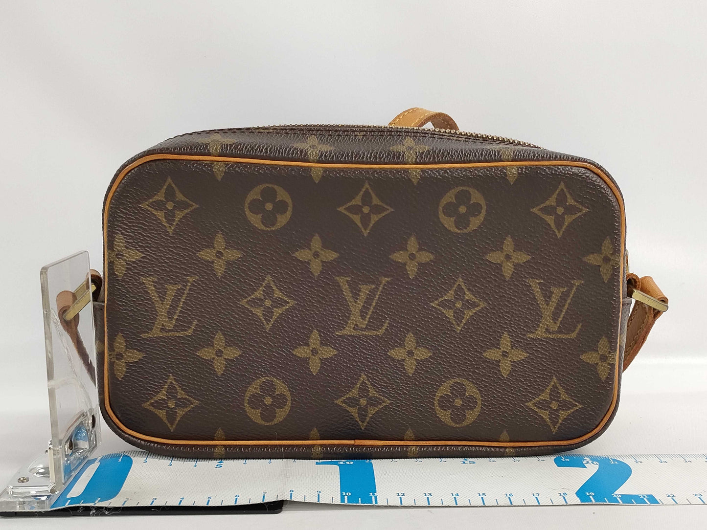 LOUIS VUITTON M51183 Monogram Pochette Cite Shoulder Bag