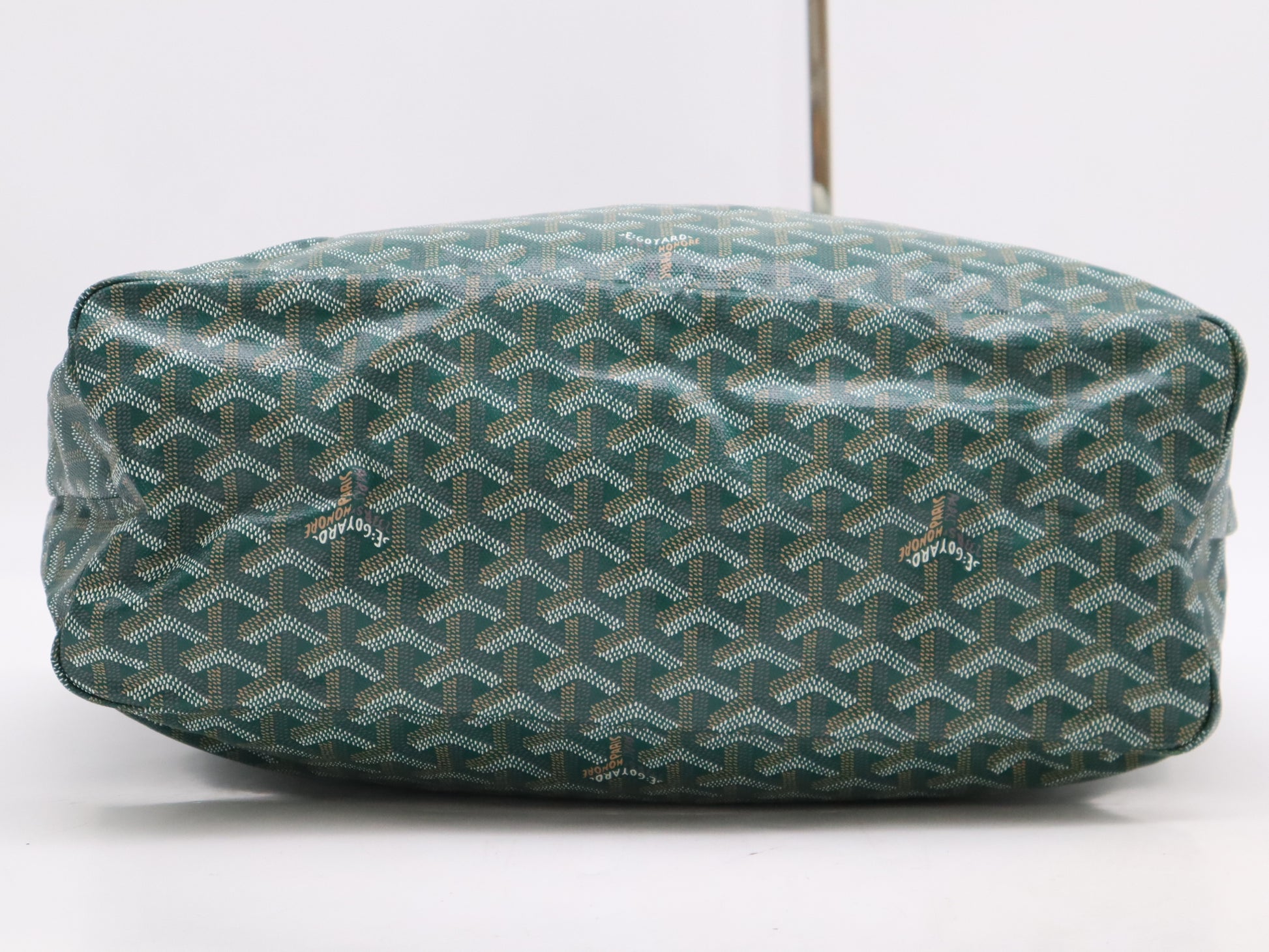 GOYARD Saint Louis PM Tote Bag, Goyardine Canvas and Leather, Green, with Pouch