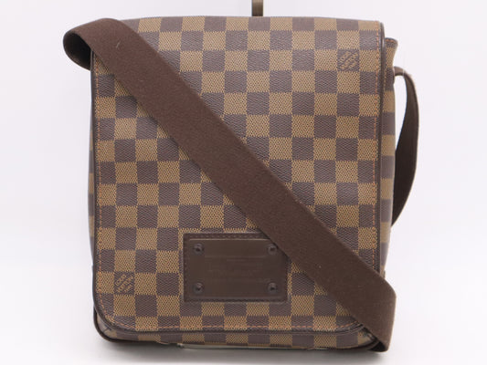 LOUIS VUITTON Damier N51210 Damier Brooklyn PM Shoulder Bag