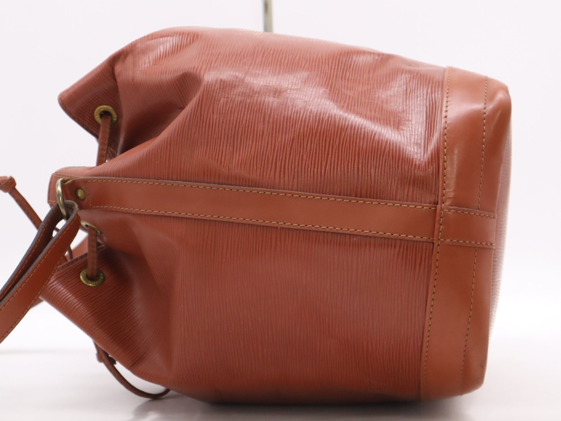 LOUIS VUITTON Epi M44003 Epinoe Kenya Brown Shoulder Bag