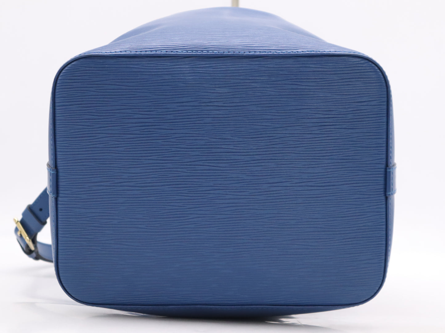 LOUIS VUITTON Epi M44105 Epi Petit Noe Toledo Blue AR0917 Shoulder Bag