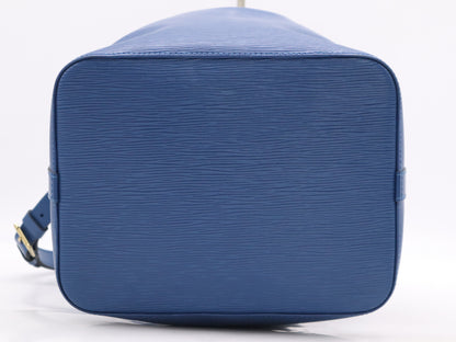 LOUIS VUITTON Epi M44105 Epi Petit Noe Toledo Blue AR0917 Shoulder Bag