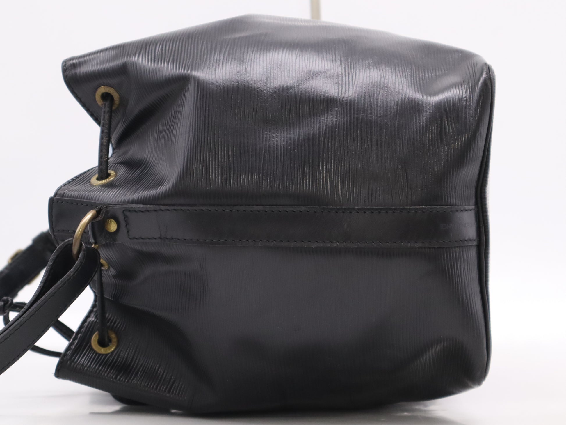 LOUIS VUITTON Epi M44102 Epi Petit Noe Noir Shoulder Bag