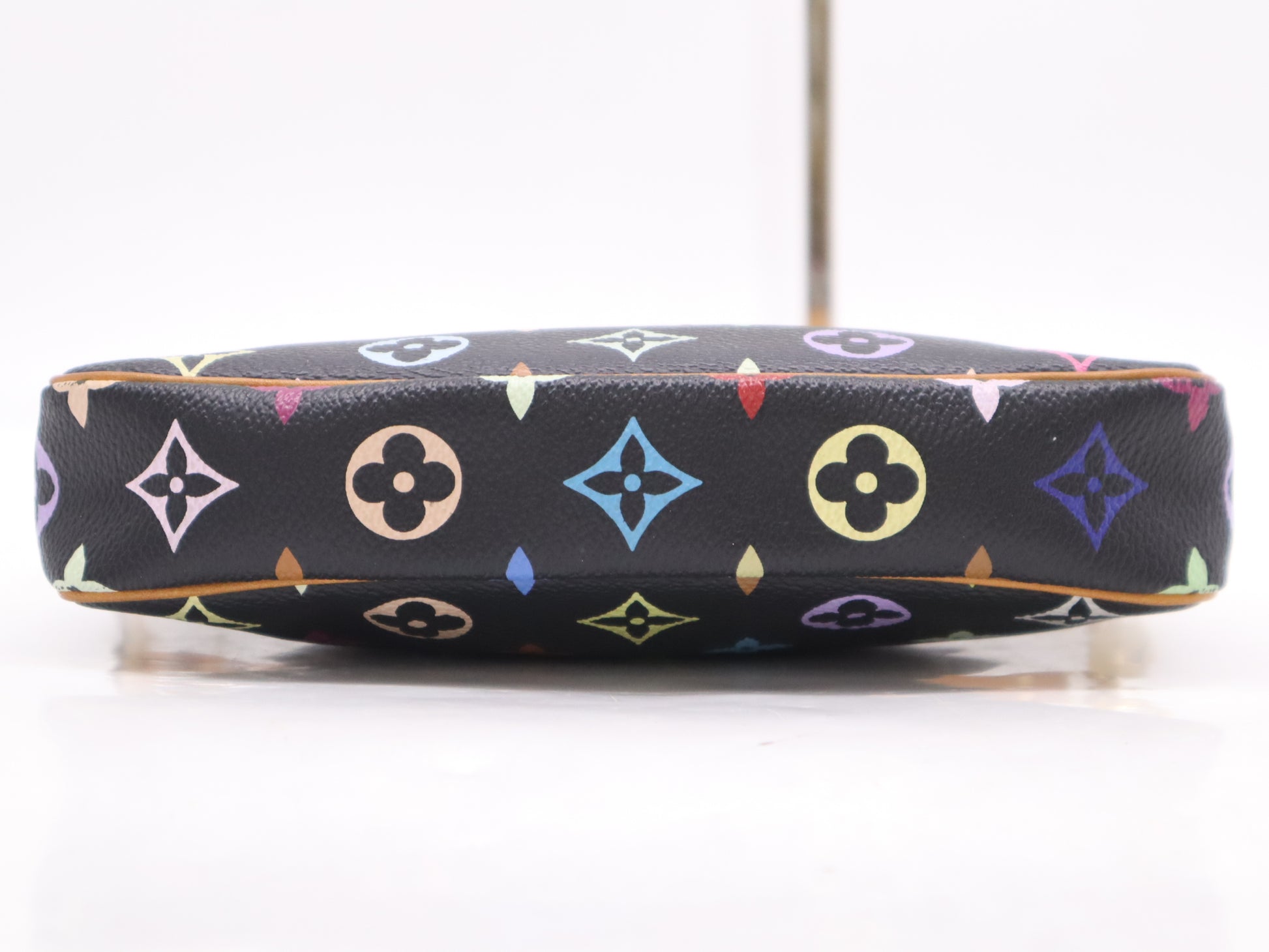 LOUIS VUITTON Monogram Multicolore M92648 Pochette Accessoires Noir Pouch