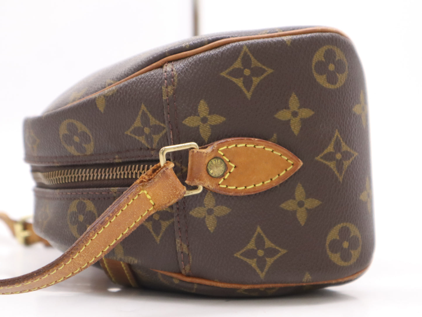 LOUIS VUITTON Monogram M51221 Monogram Blois Shoulder Bag