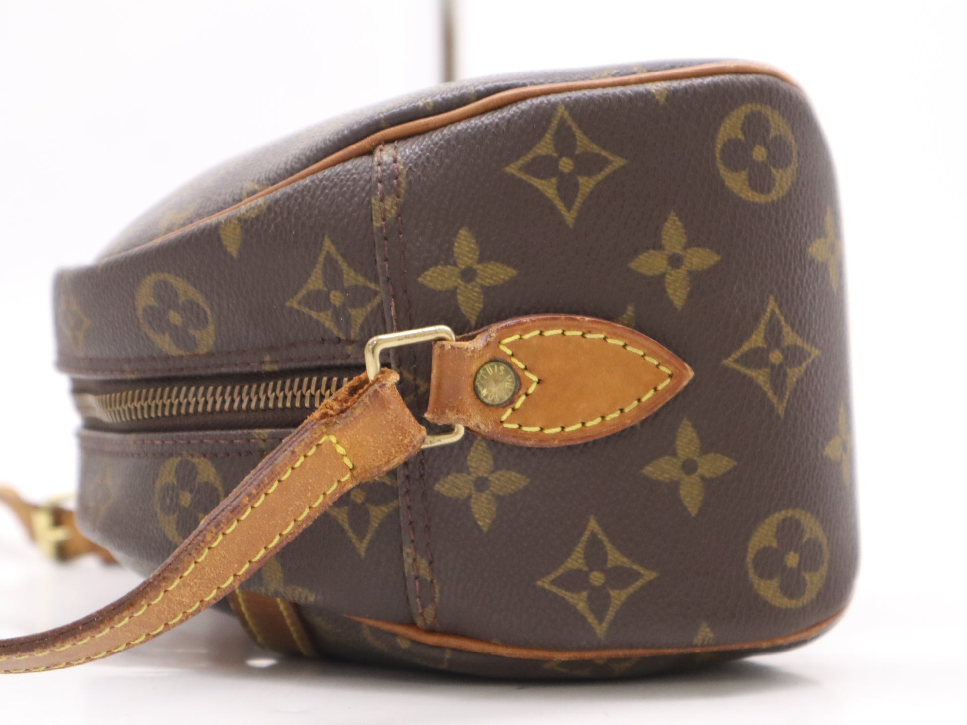 LOUIS VUITTON Monogram M51221 Monogram Blois Shoulder Bag