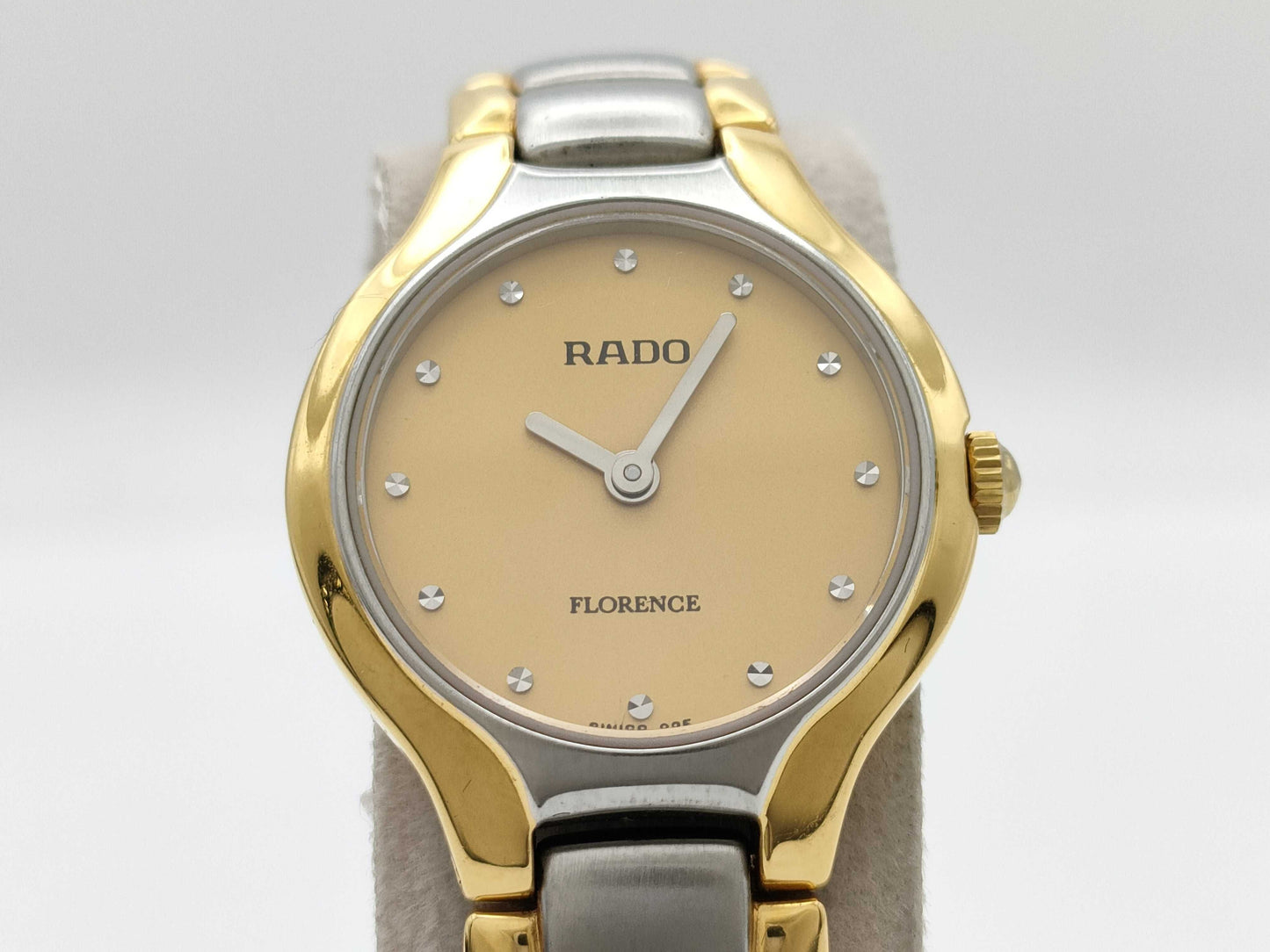 RADO 153.3734.4 04872177 Quartz Women's Watch