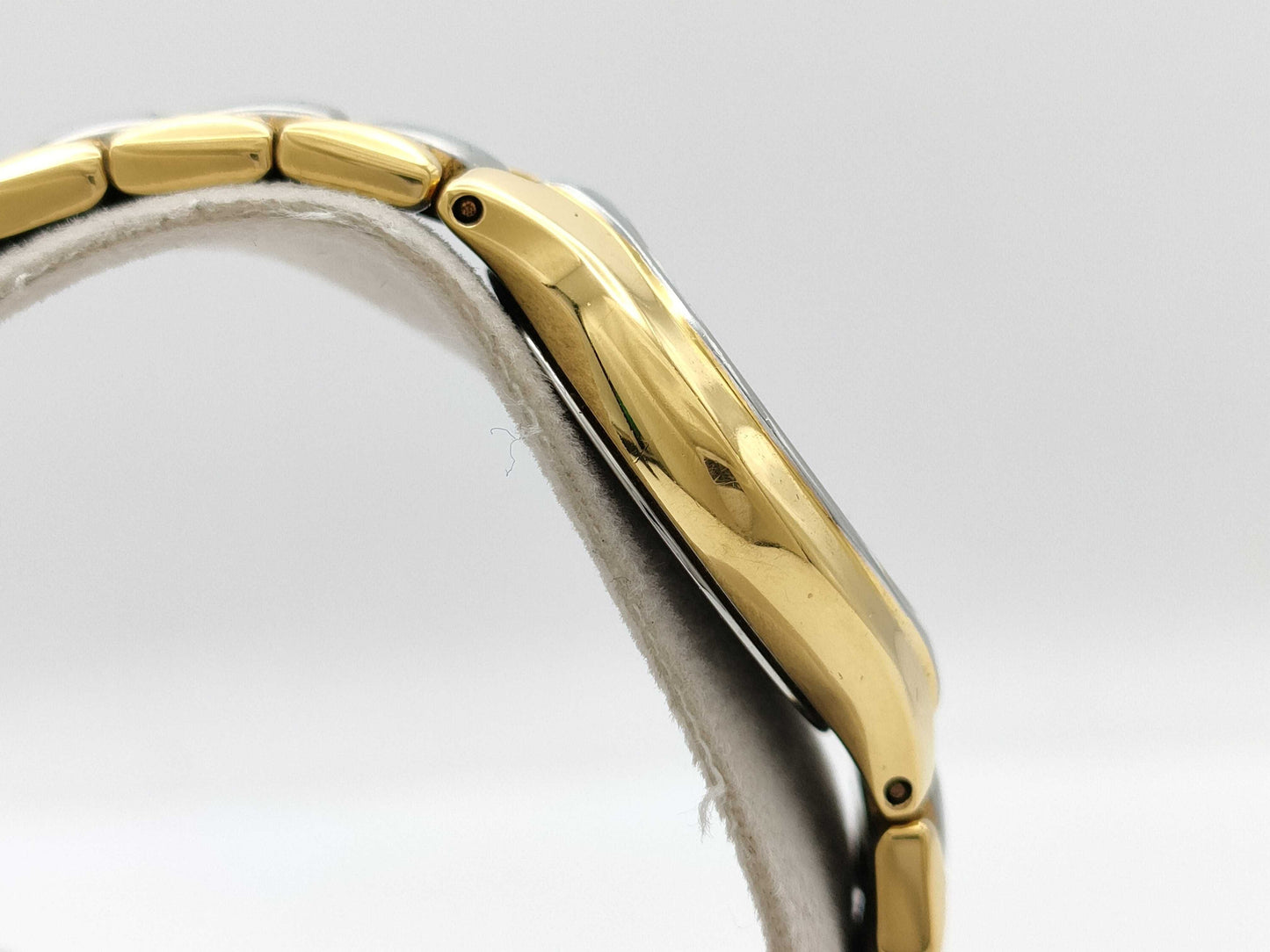 RADO 153.3734.4 04872177 Quartz Women's Watch