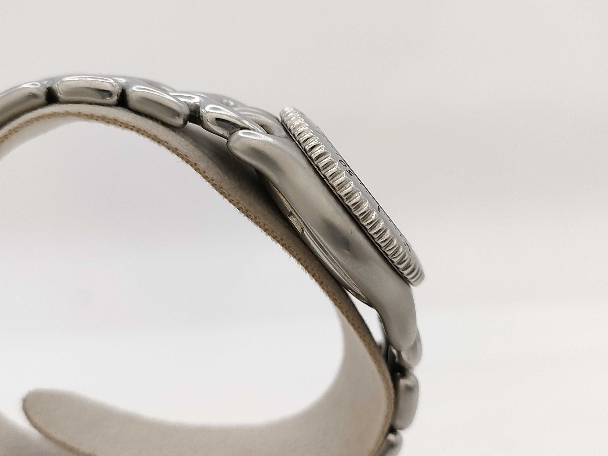 TAG Heuer S99.008 W28934 Quartz Women's Watch