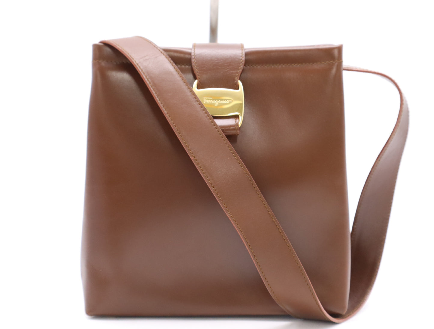 Salvatore Ferragamo Vara Leather One-Shoulder Bag, Brown
