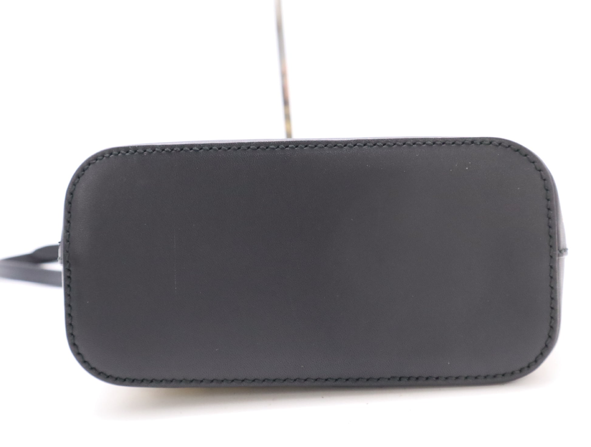 GUCCI 51189 Leather Shoulder Bag with GUCCY Logo, Black and Gold, Shoulder Strap and Dust Bag Included