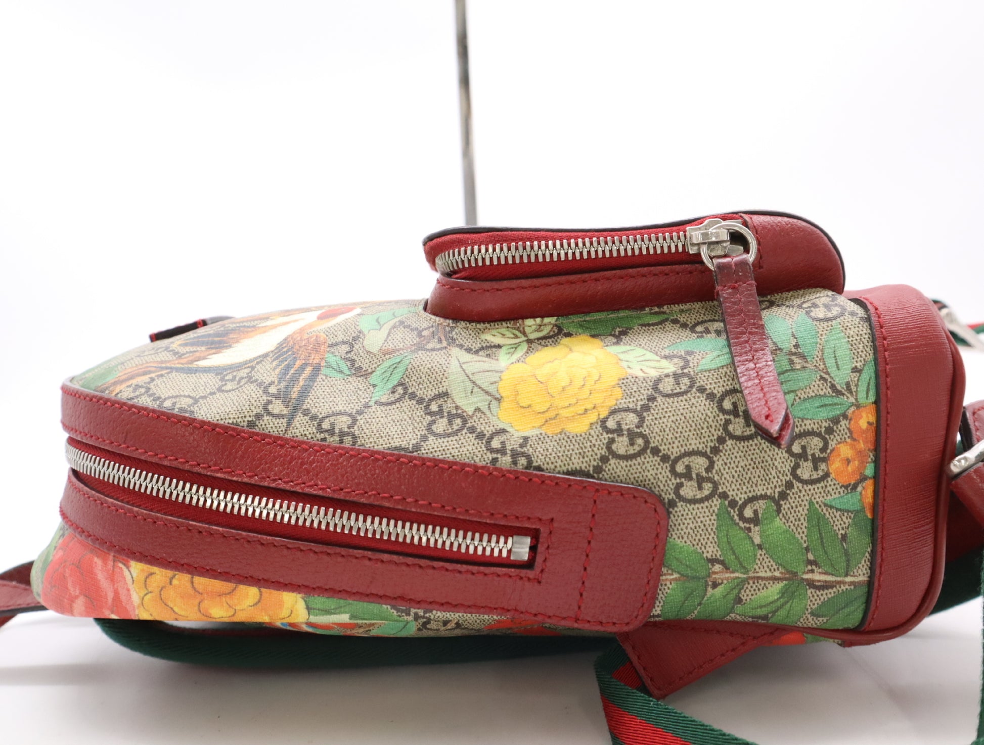 GUCCI GG Supreme 427042 GG Supreme Tian Bird Flower Sherry Line Small Backpack