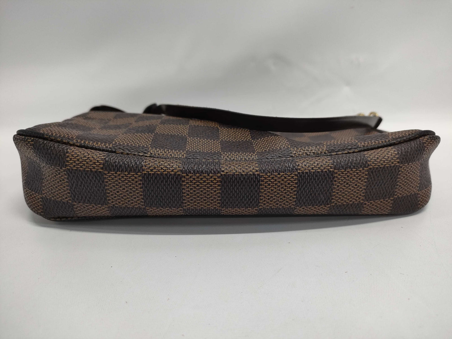 LOUIS VUITTON N51985 Damier Pochette Accessory Pouch