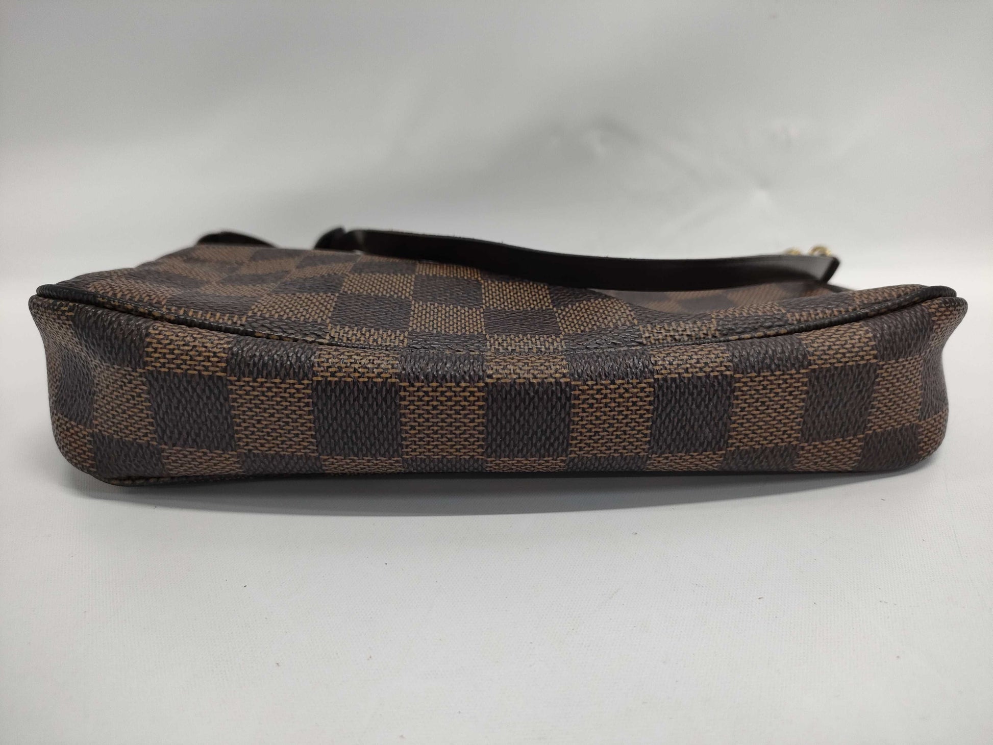 LOUIS VUITTON N51985 Damier Pochette Accessory Pouch