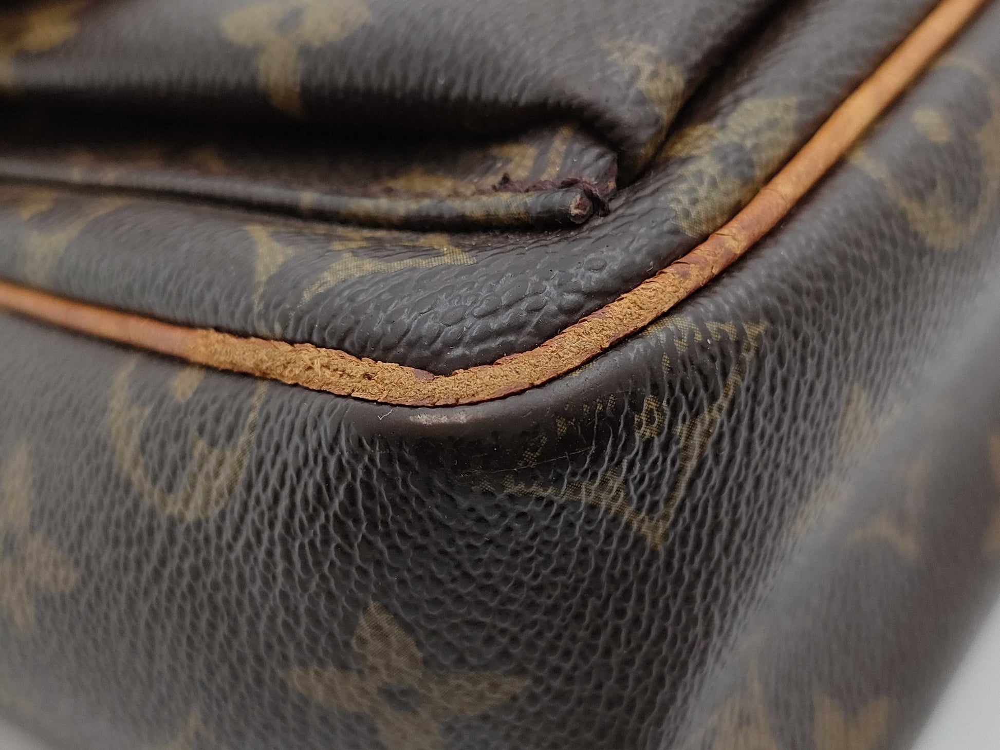 LOUIS VUITTON M51165 Monogram Viva Cite PM Shoulder Bag