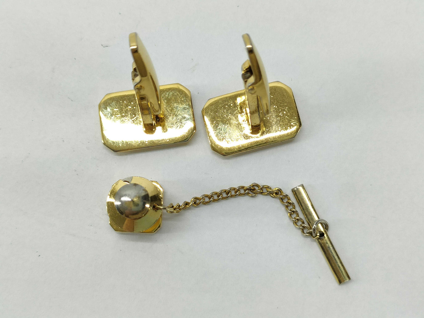 Yves Saint Laurent Yves Saint Laurent Saint Laurent Cufflinks Brooch Tie Clips Cufflinks Tie Clips Cufflinks