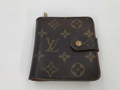 LOUIS VUITTON Monogram Compact Zip Wallet