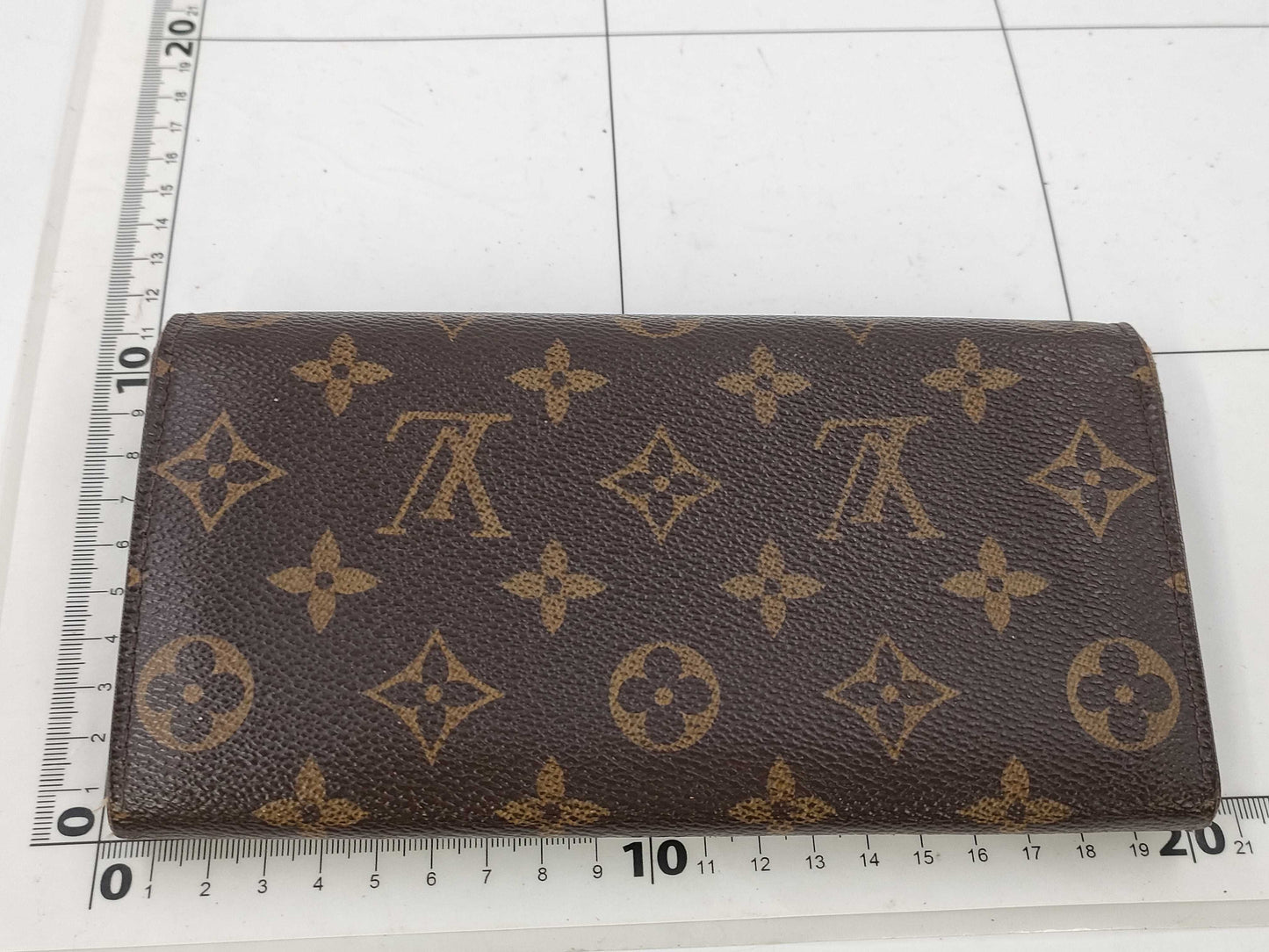 LOUIS VUITTON Louis Vuitton Portefeuille Sarah Wallet