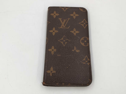 LOUIS VUITTON iPhone case and other accessories
