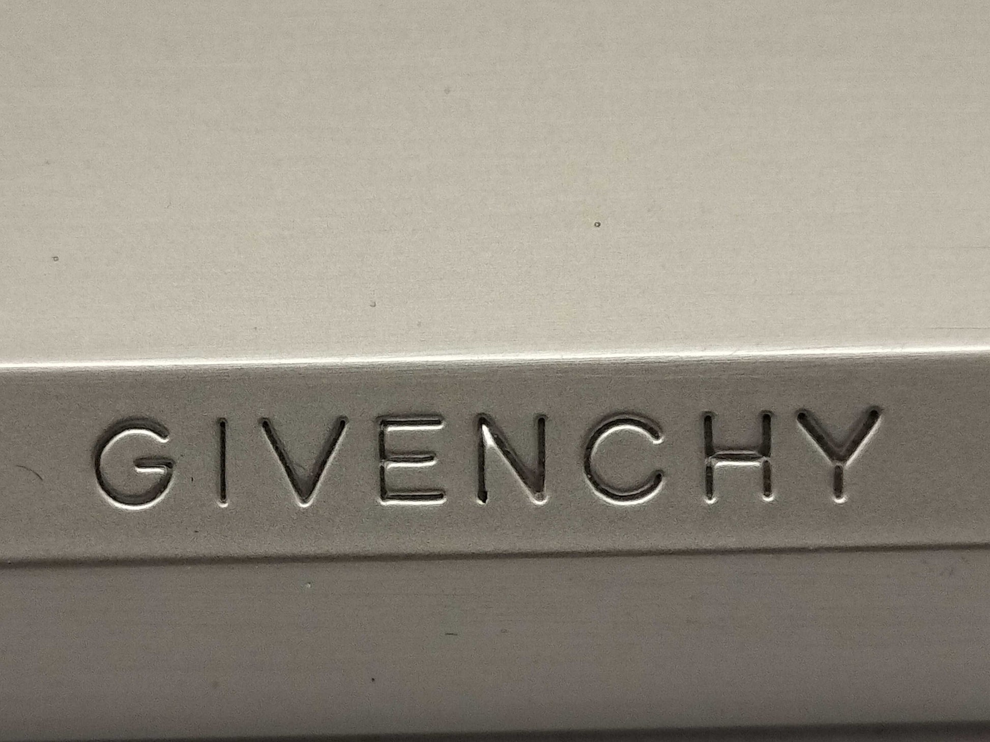 GIVENCHY Givenchy Lighter Lighter