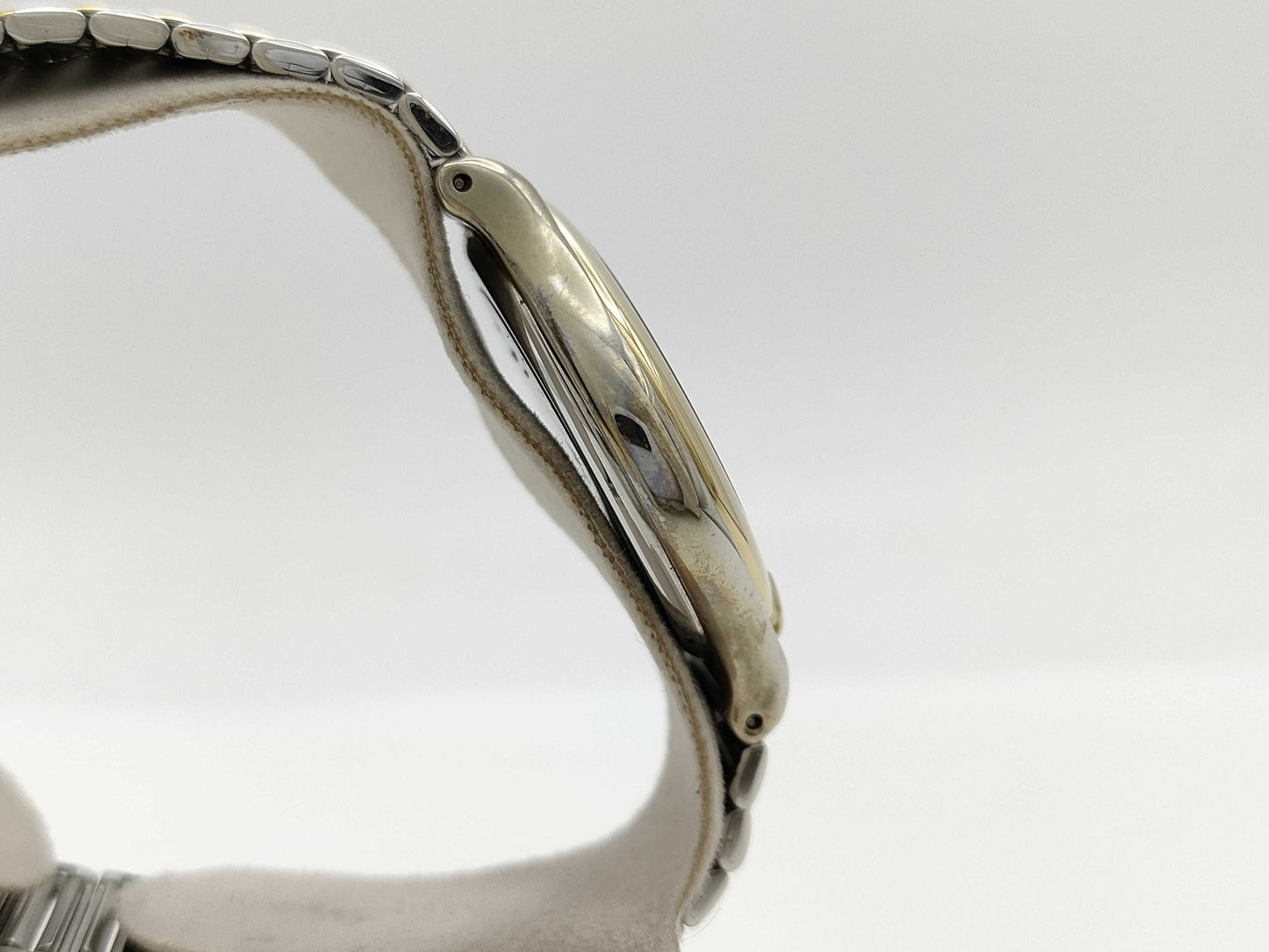 Burberry's 6031-G03600 440524 Women's Watch