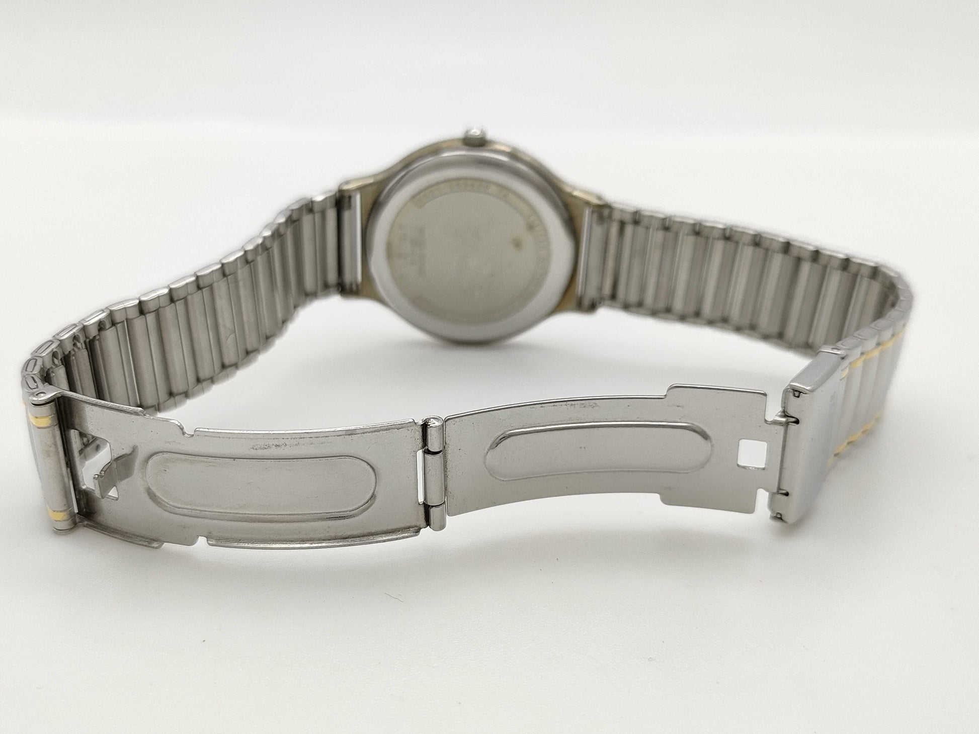 Burberry's 6031-G03600 440524 Women's Watch