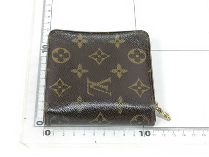 LOUIS VUITTON Monogram LV Wallet