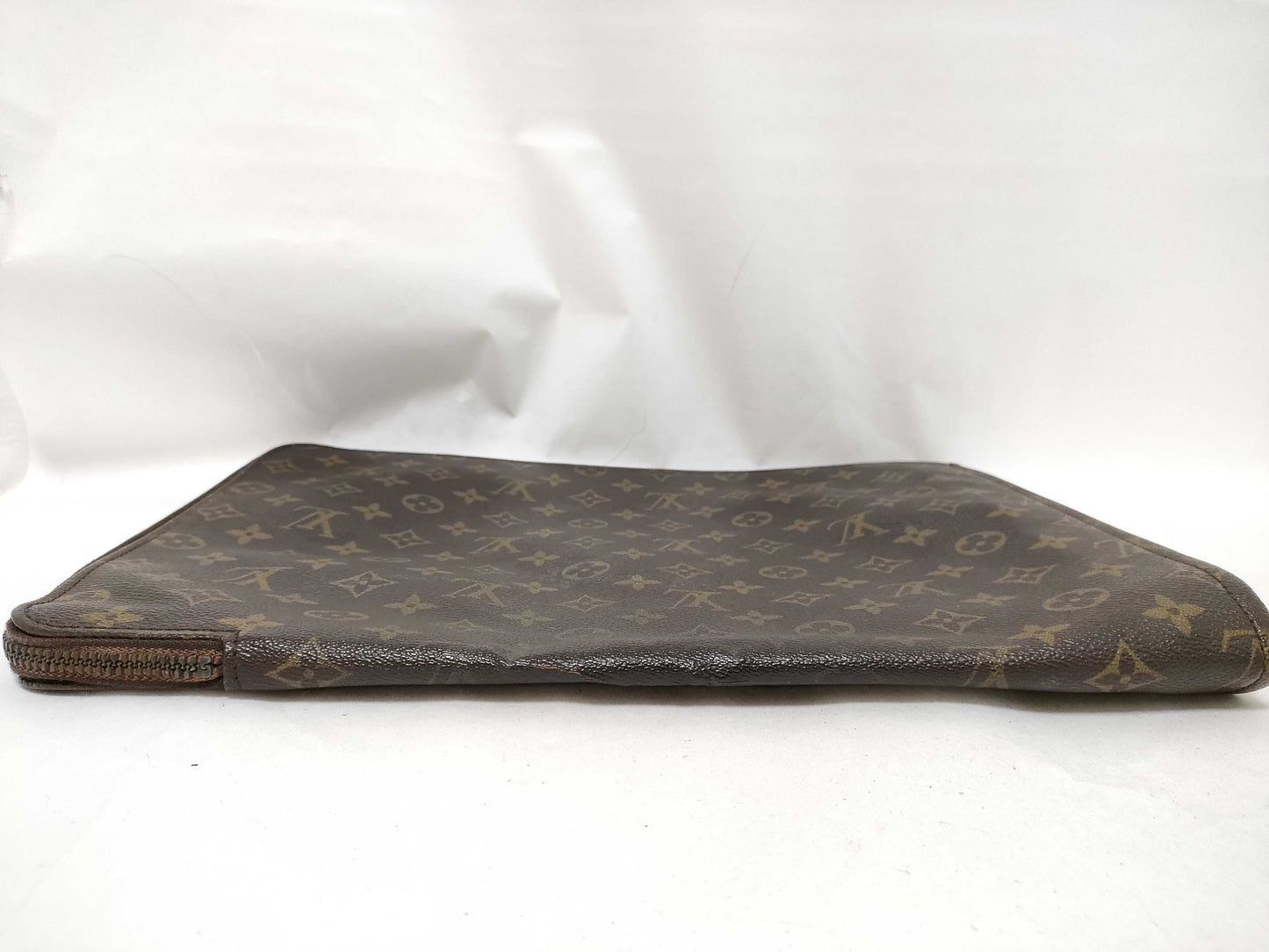 LOUIS VUITTON Monogram Louis Vuitton Clutch Bag
