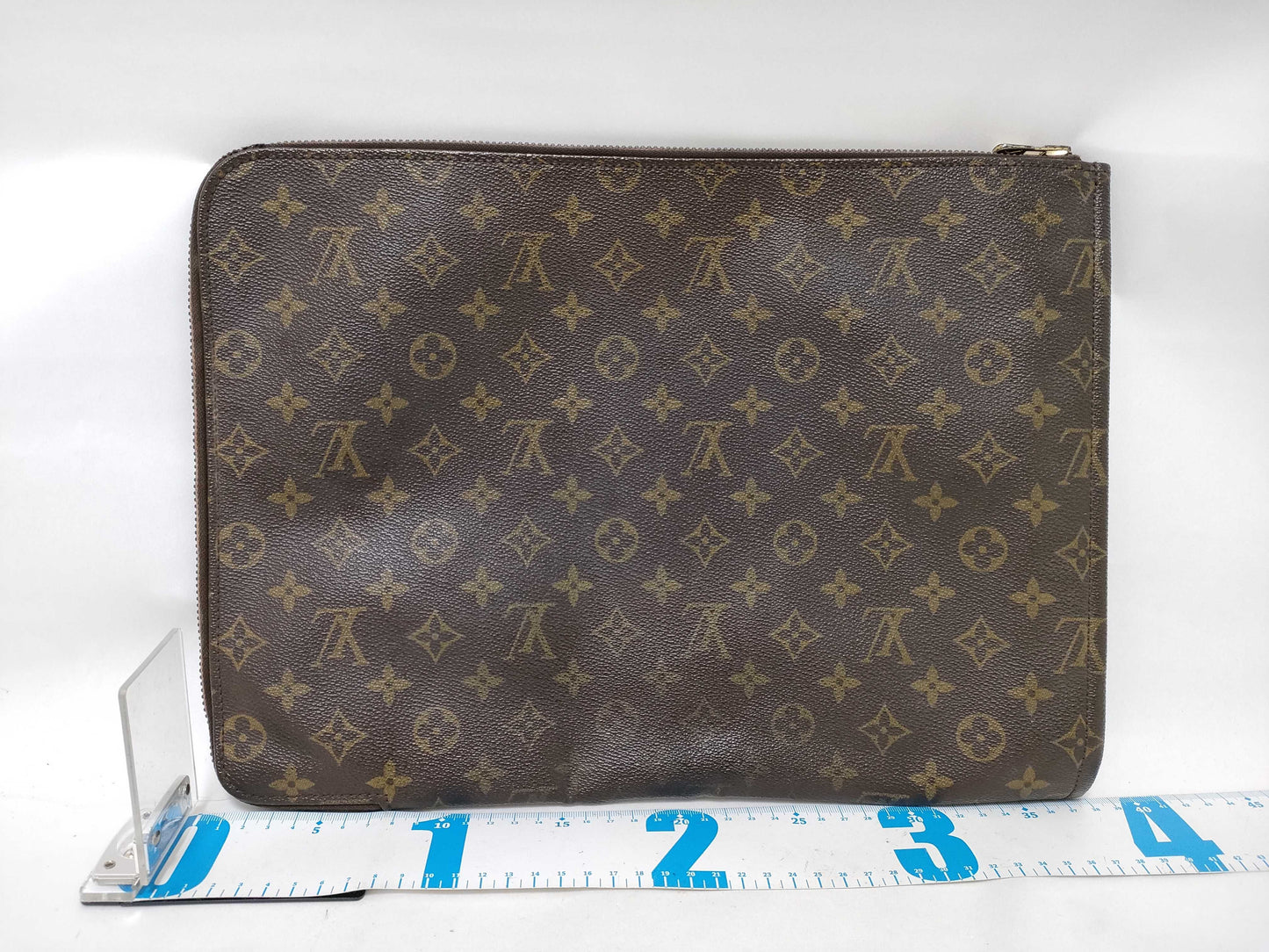 LOUIS VUITTON Monogram Louis Vuitton Clutch Bag
