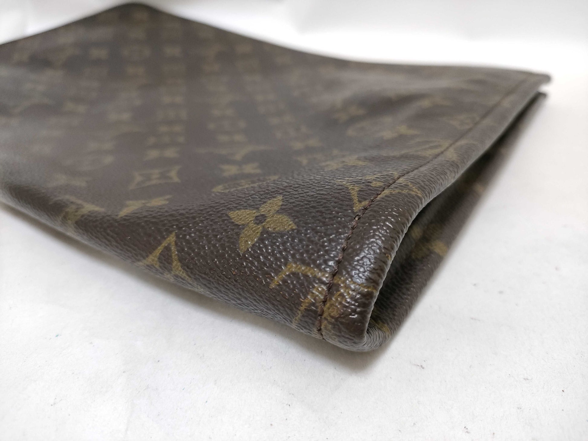 LOUIS VUITTON Monogram Louis Vuitton Clutch Bag