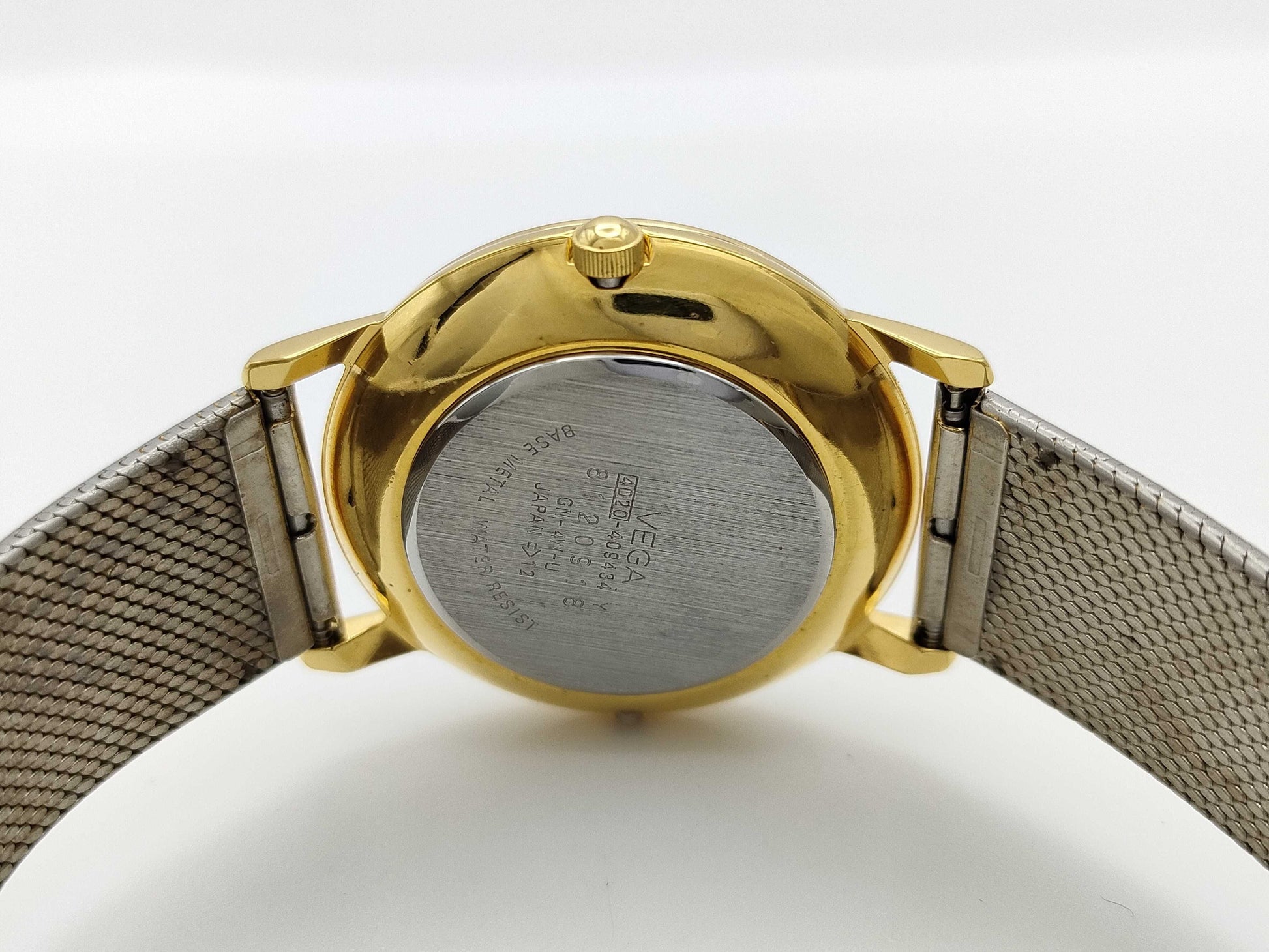 VEGA 4D20-409434Y 8120918 Quartz Boys' Watch