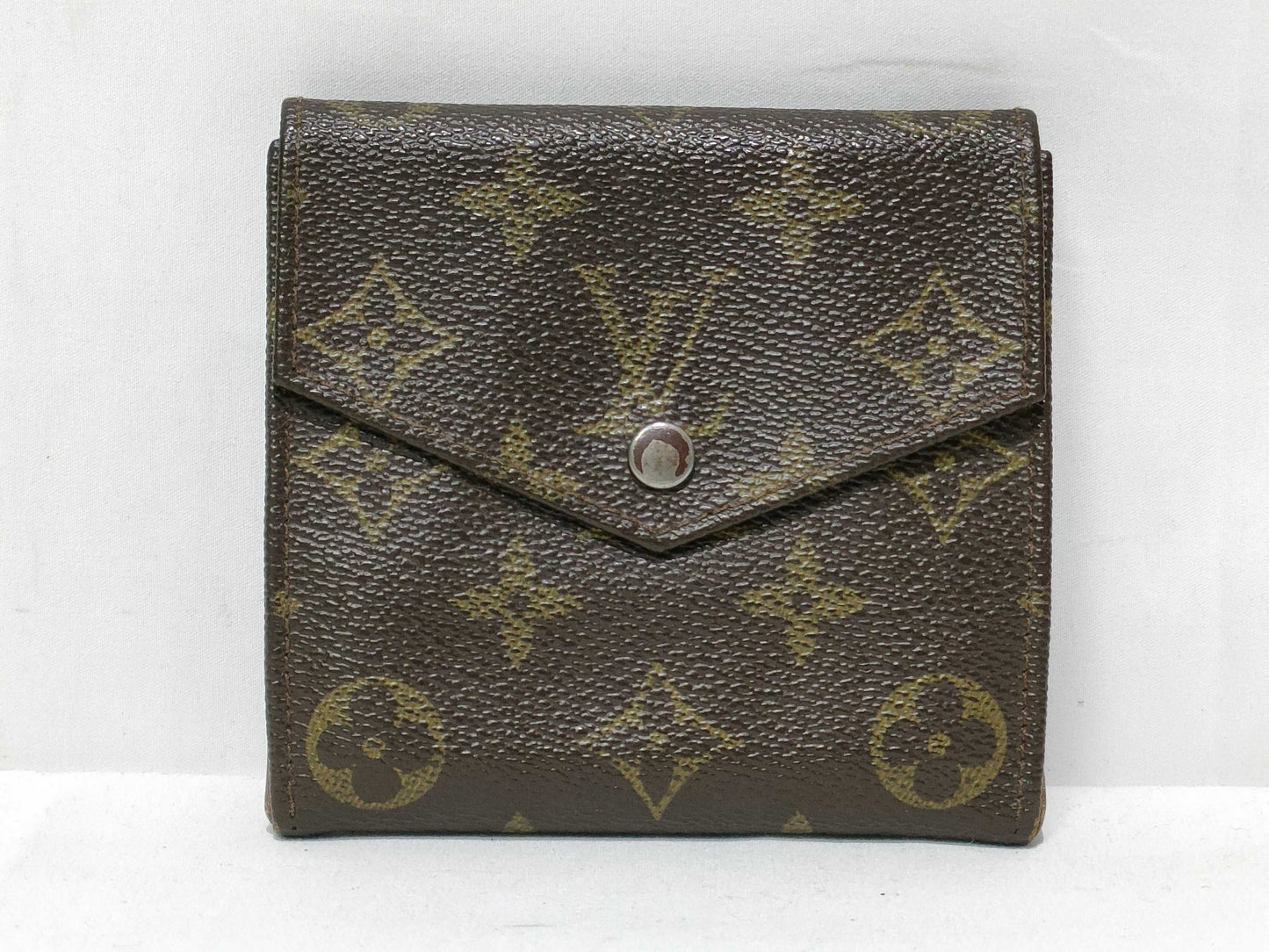 LOUIS VUITTON Monogram Louis Vuitton Wallet