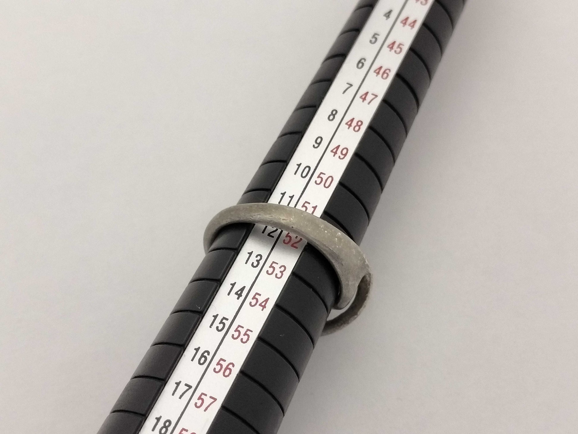 Tiffany & Co. Infinity Ring