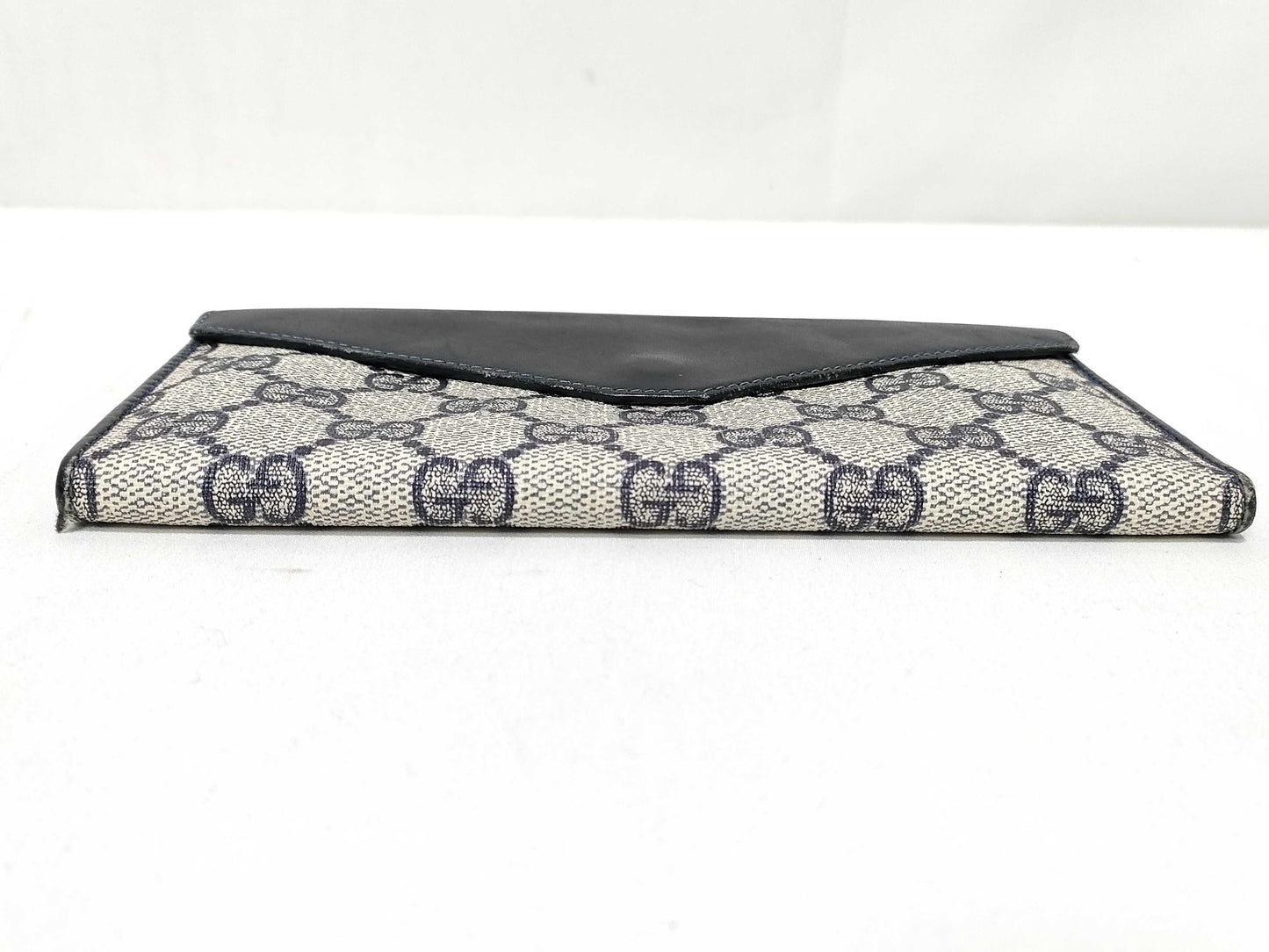 GUCCI GG Supreme Gucci Wallet