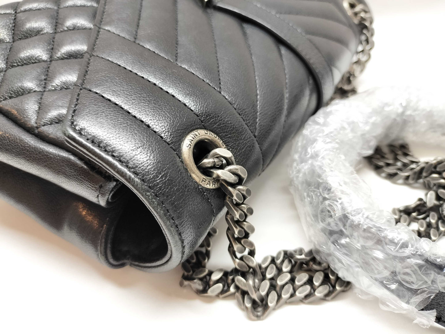 SAINT LAURENT SAINT LAURENT Envelope Chain Shoulder Bag TC1428125 Black with Black Hardware and Caviar Leather 416 Shoulder Bag