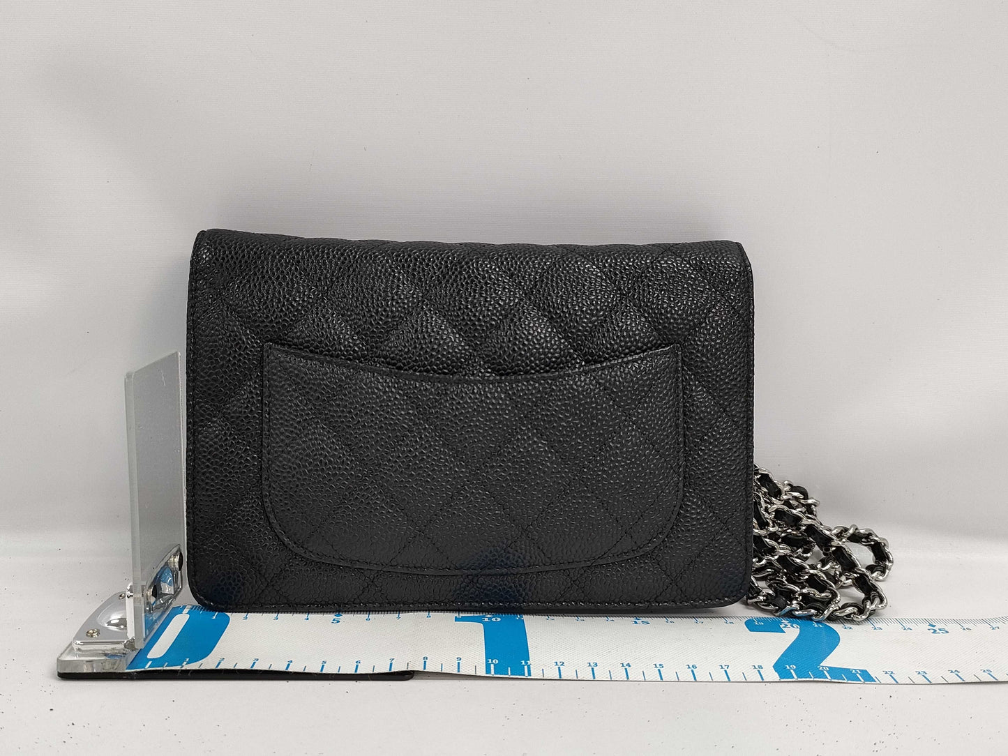 CHANEL CHANEL Chain Wallet Black Caviar Leather with Silver Hardware 21031111 Shoulder Bag