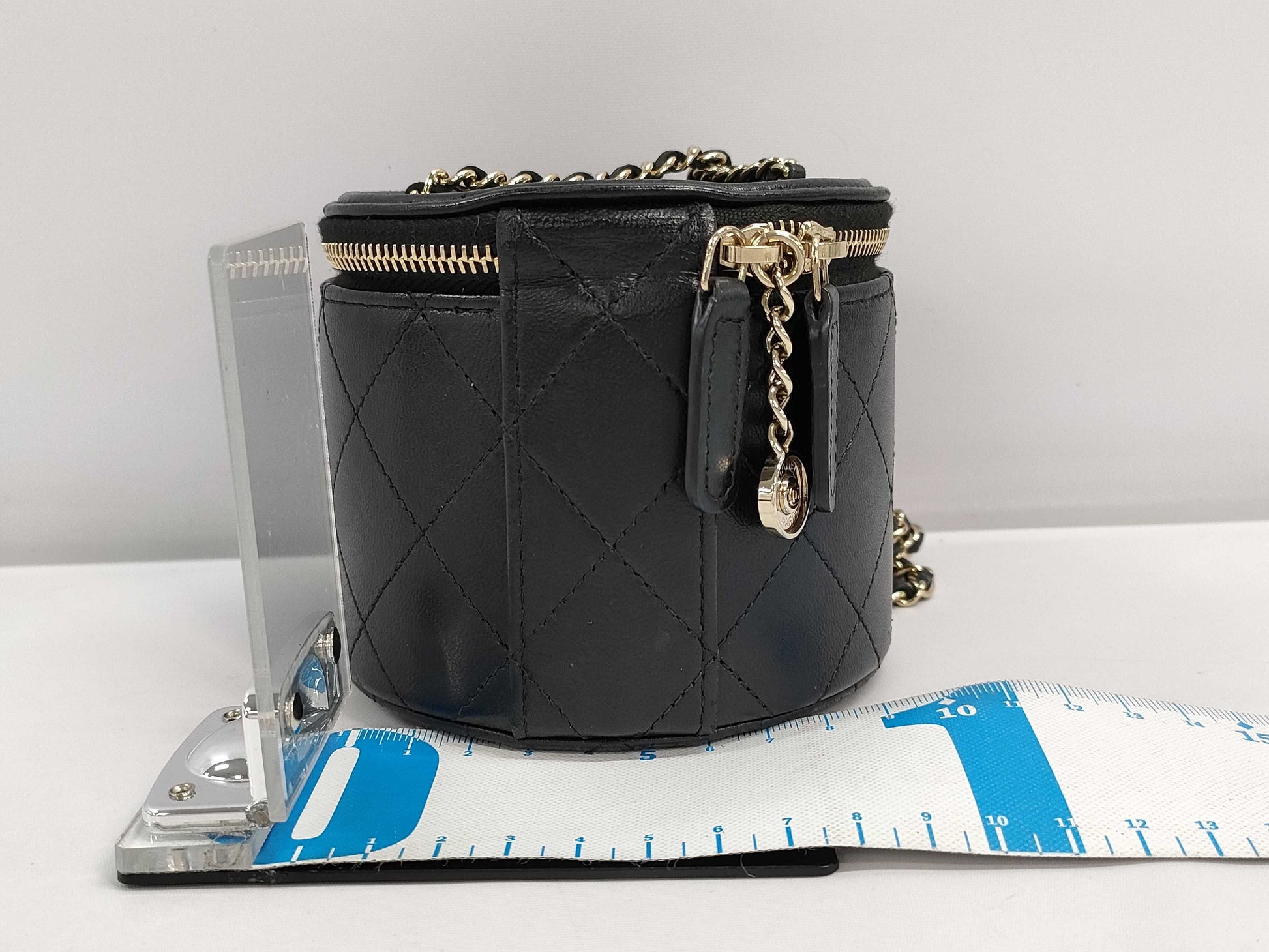 CHANEL CHANEL Vanity Chain Shoulder Bag AP2193 Black Calfskin with Gold Hardware 31292007 Shoulder Bag