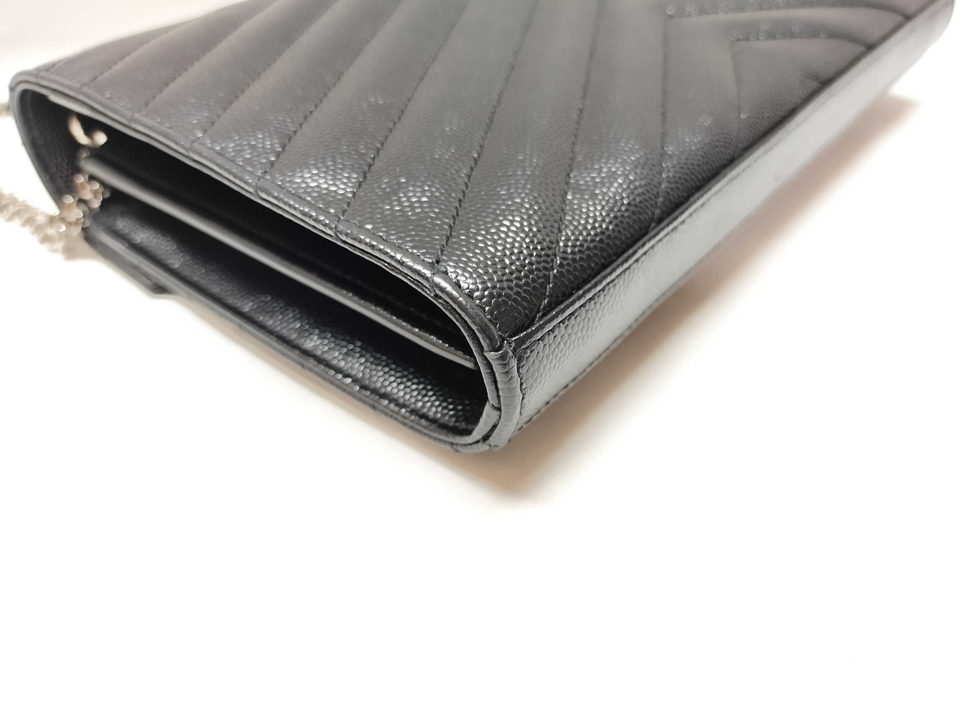 SAINT LAURENT Cassandra Chain Wallet 377828 Black with Silver Hardware Leather Shoulder Bag