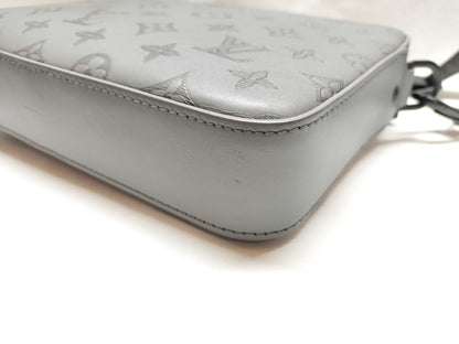 LOUIS VUITTON LOUIS VUITTON Duo Messenger Shoulder Bag M46104 Gray Leather with Black Hardware RFID Shoulder Bag