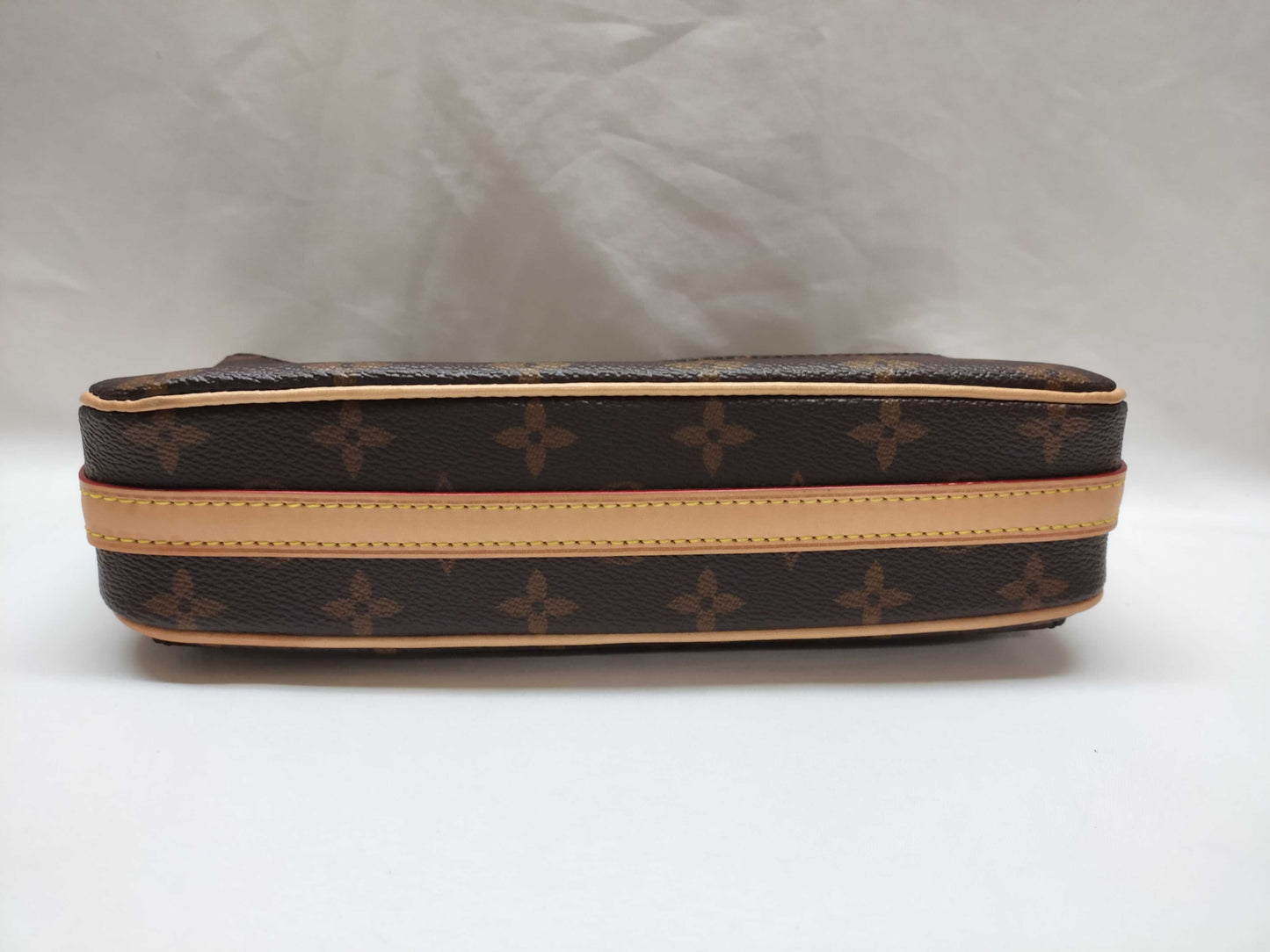 LOUIS VUITTON Monogram Viva Cite Shoulder Bag M46999 Brown Canvas with Gold Hardware and RFID Tags