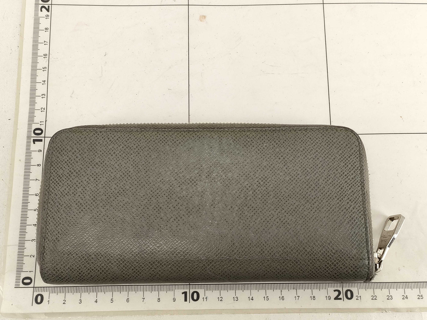 LOUIS VUITTON Louis Vuitton Vertical Long Wallet