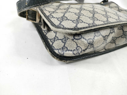 GUCCI GG Supreme Shoulder Bag in PVC, Navy