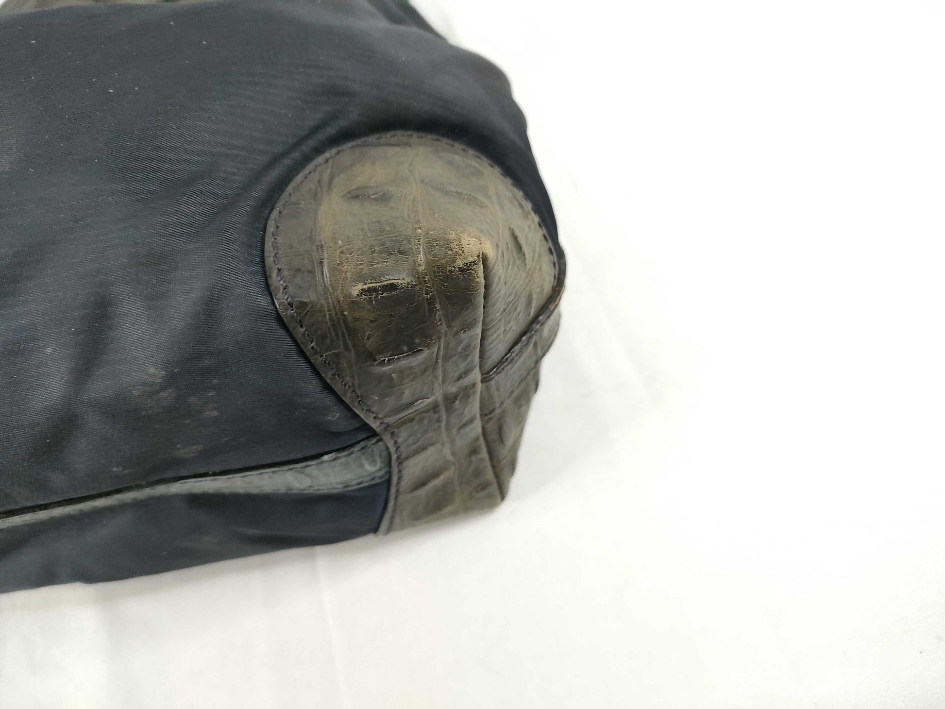 FENDI Exotic Leather Drawstring Bag Shoulder Bag