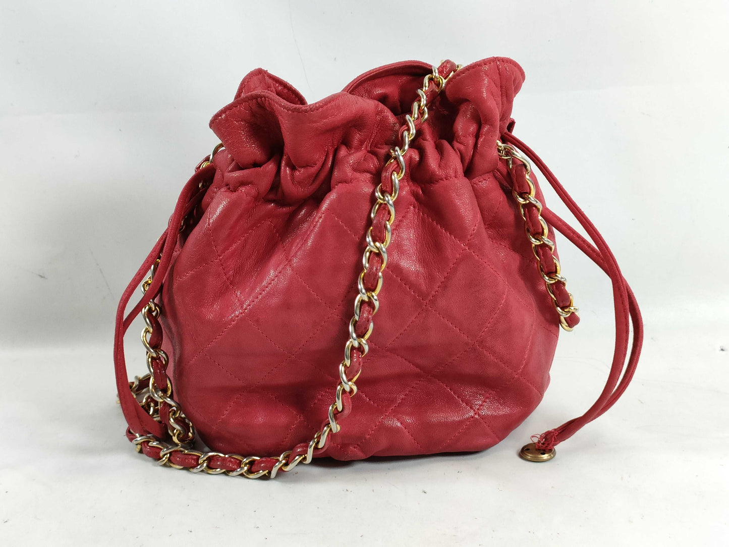 CHANEL Matelasse Lambskin Chain Shoulder Bag with Drawstring and Seal